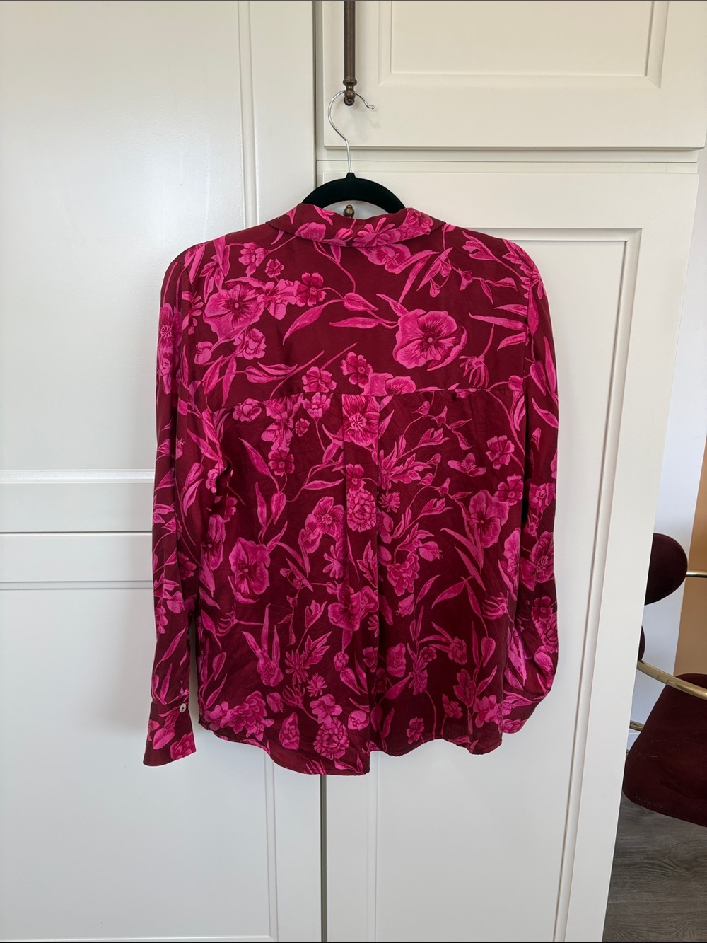 Joie silk Button-Down Floral Blouse in Berry and Hot Pink - Picture 5 of 6